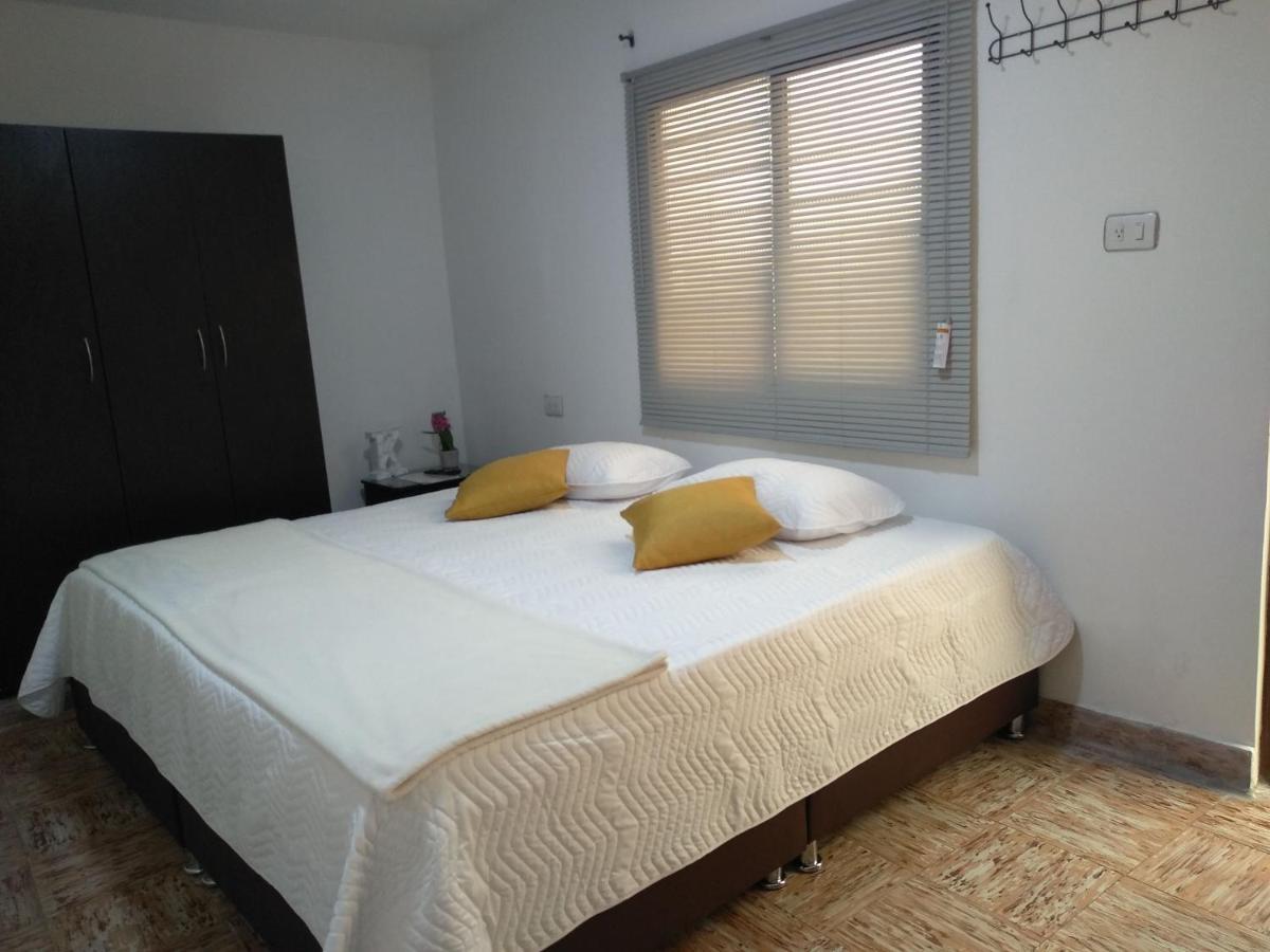 Komodo Alojamiento- Hostal Autoservicio, Ubicado Cerca Al Centro Historico - Bano Privado, Wifi , Cama 2X2 Y Agua Caliente Y Cocina Compartida Popayán Buitenkant foto